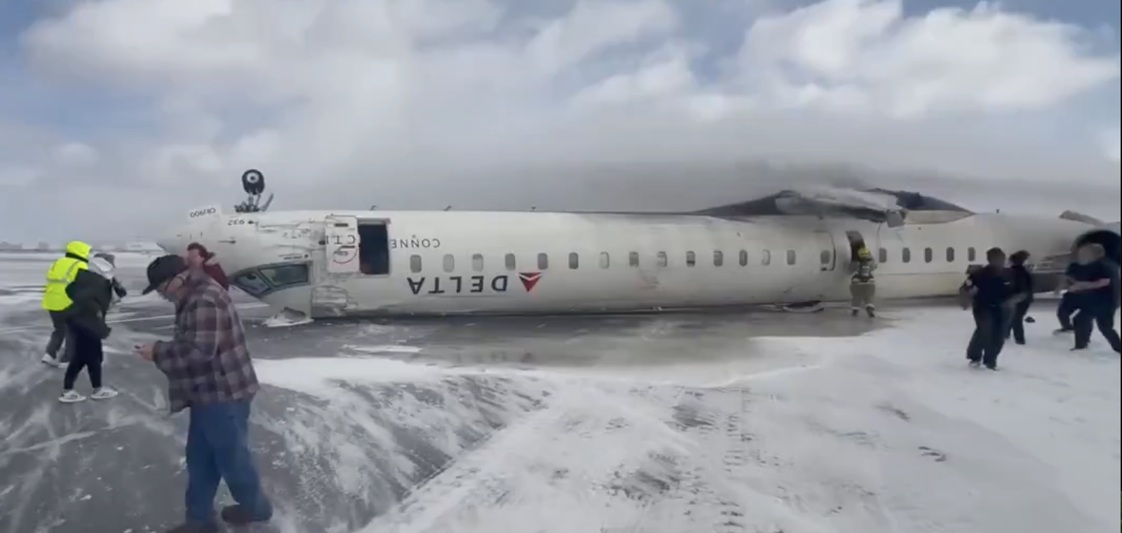 Delta Airlines crash at Toronto Pearson - February 17/25